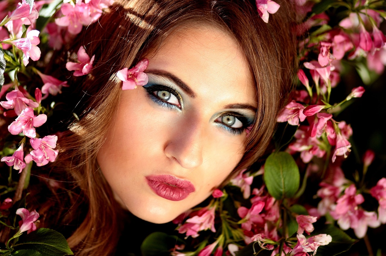 woman beauty flowers face makeup 1361904